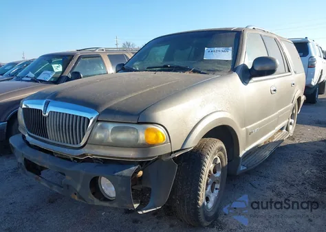 2001 Lincoln Navigator z USA, uszkodzony, nr VIN 5LMEU27R41LJ32312